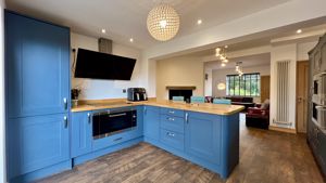 Photo 10- click for photo gallery